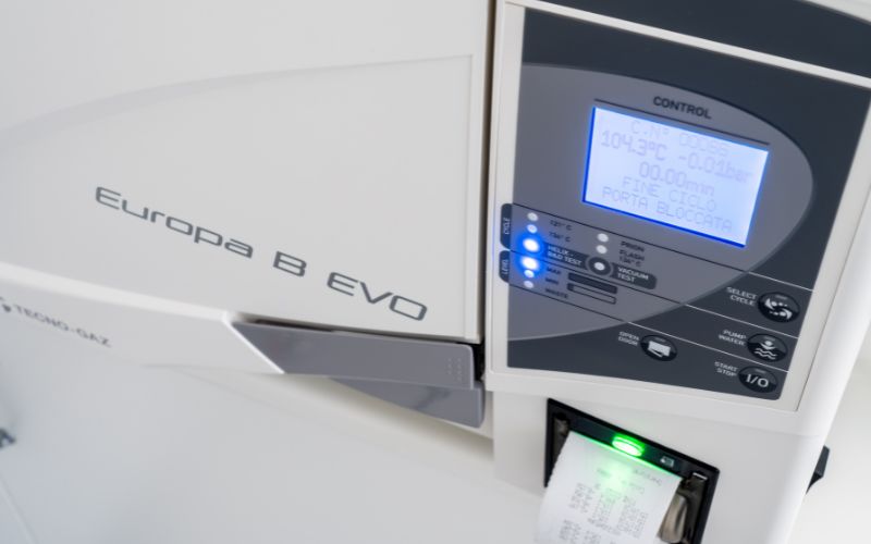 Display dell'autoclave a fine ciclo di sterilizzazione