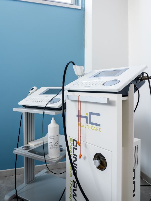 Apparecchiature per la terapia fisica nell'ambulatorio di fisioterapia